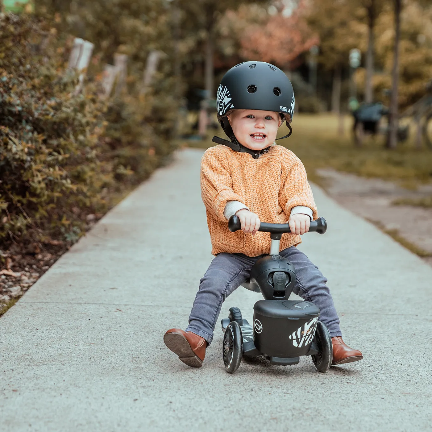 Scoot and Ride 2 in 1 Balance Bike / Scooter - Highway Kick 1 Lifestyle in Zebra