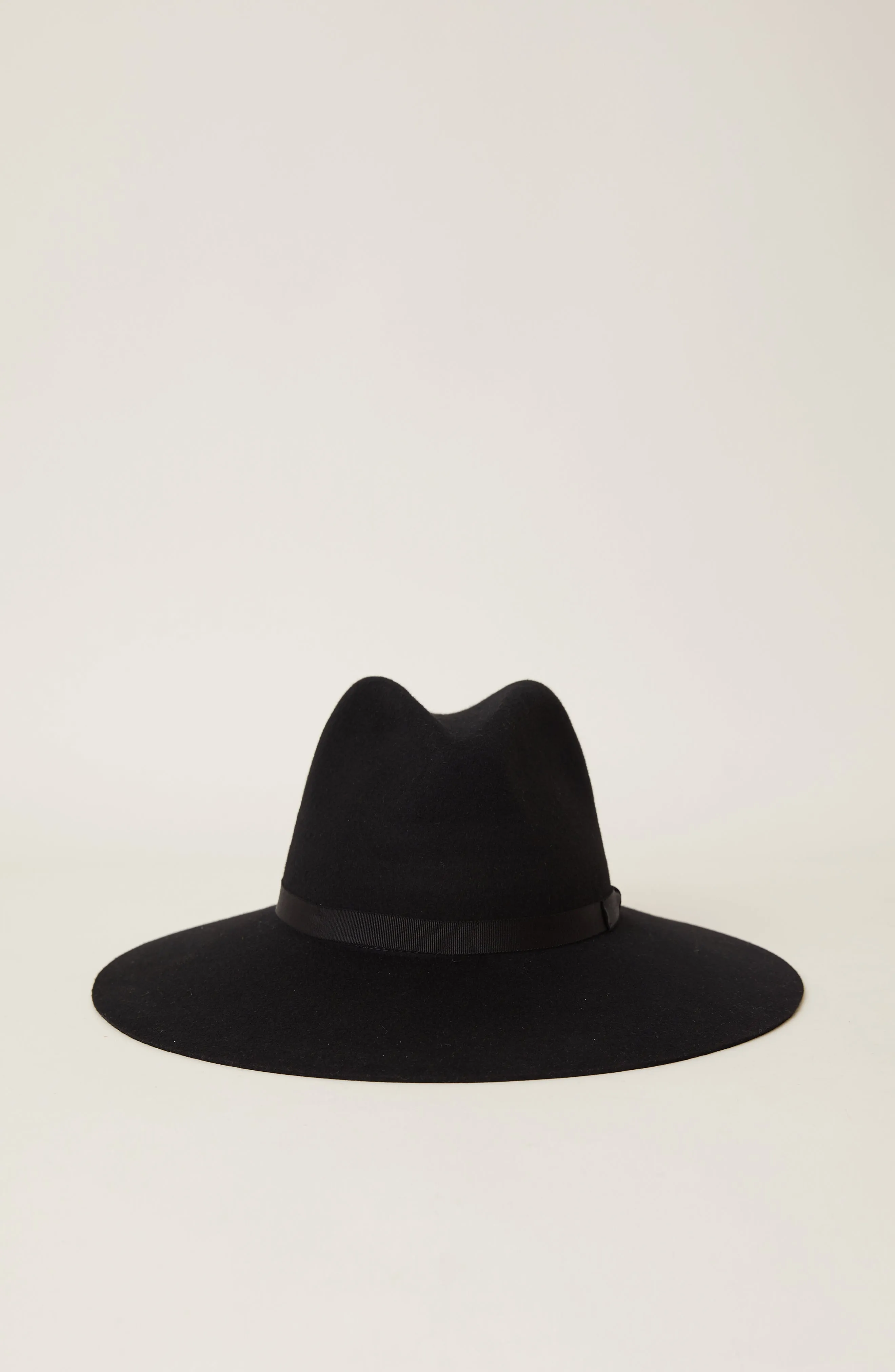 SOFIE HAT